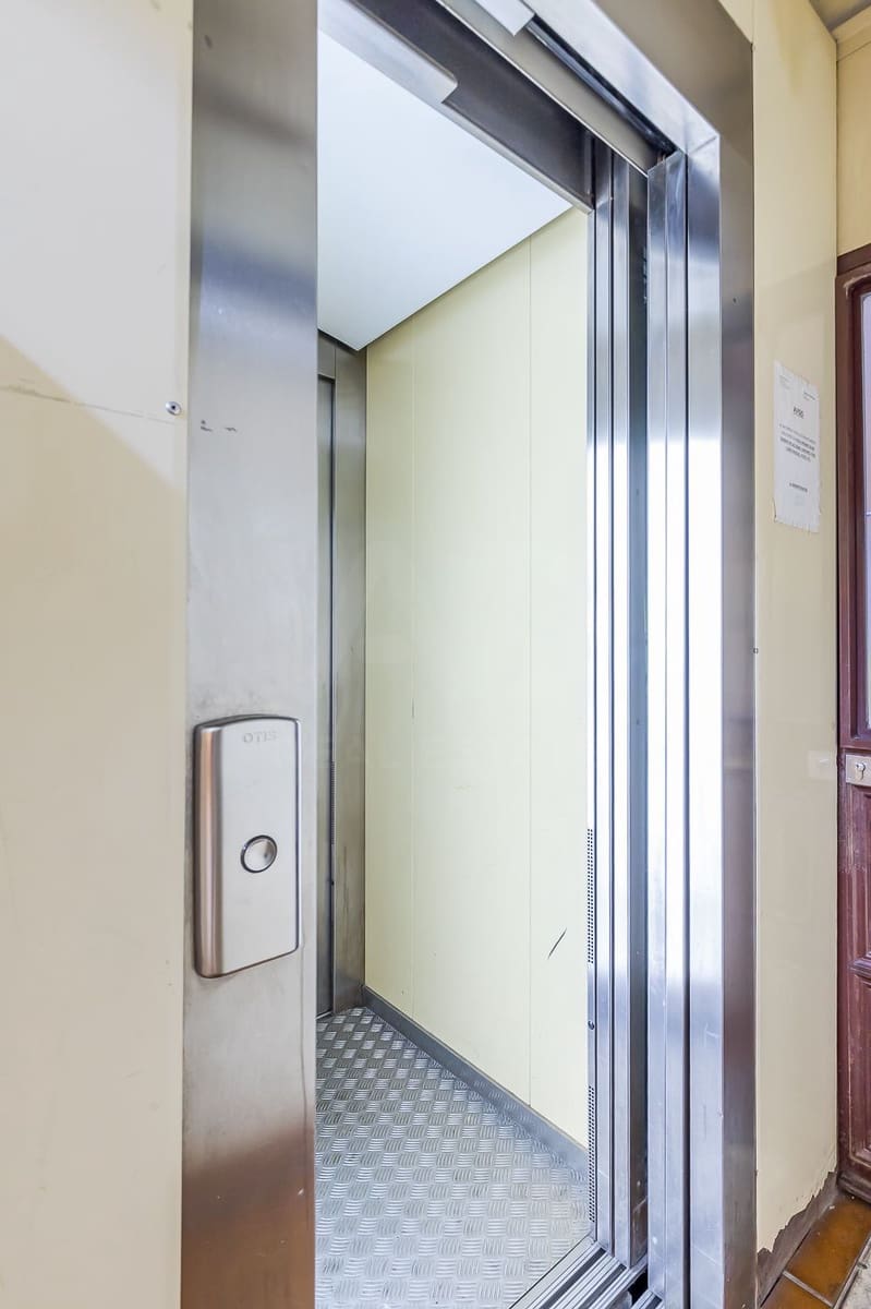 1 sovrum Lägenhet till salu i Madrid stad - 550 000 € (Ref: 9991385)