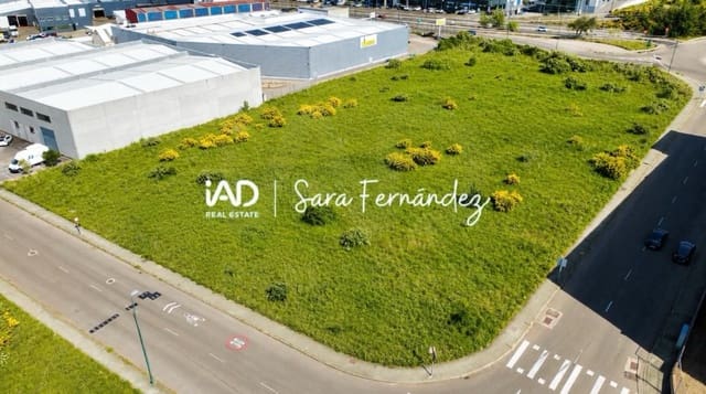 Terreno Non Edificato in vendita in San Andrés del Rabanedo - 525.000 € (Rif: 9991386)