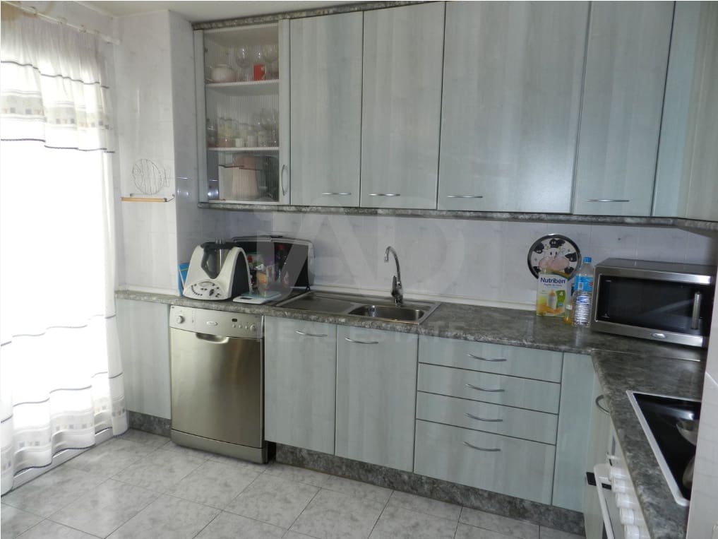 3 sovrum Lägenhet till salu i Madrid stad med garage - 280 000 € (Ref: 9991388)