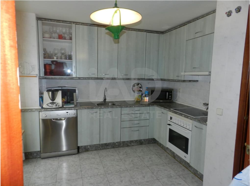 3 sovrum Lägenhet till salu i Madrid stad med garage - 280 000 € (Ref: 9991388)