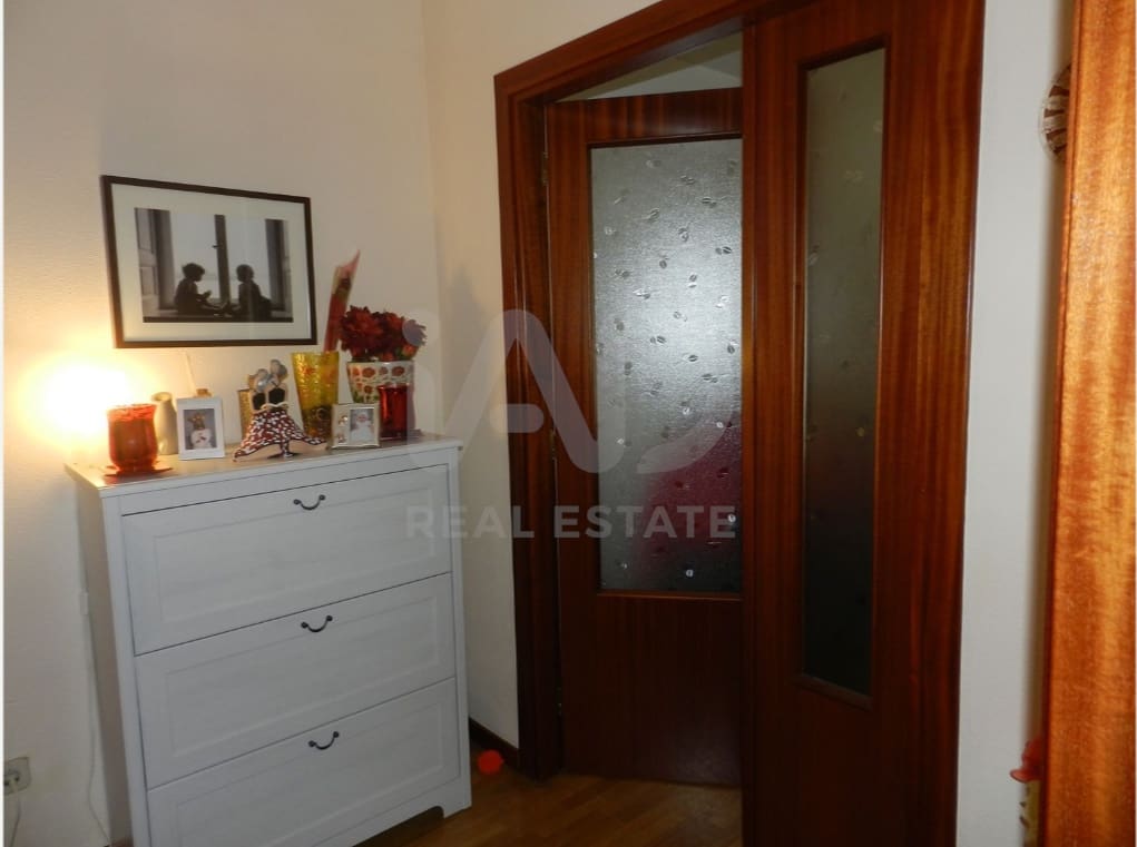 3 sovrum Lägenhet till salu i Madrid stad med garage - 280 000 € (Ref: 9991388)