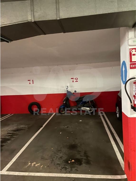 3 sovrum Lägenhet till salu i Madrid stad med garage - 280 000 € (Ref: 9991388)