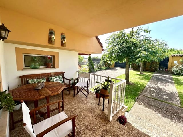 4 Zimmer Haus zu verkaufen in León Stadt mit Garage - 366.000 € (Ref: 9991390)