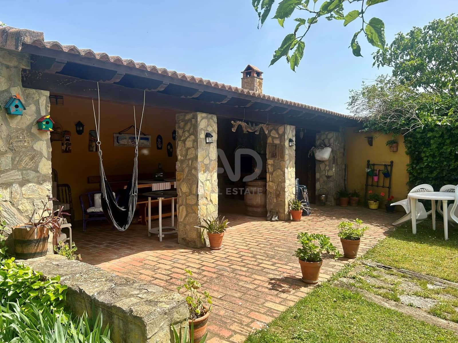 4 Zimmer Haus zu verkaufen in Leon Stadt mit Garage - 366.000 € (Ref: 9991390)