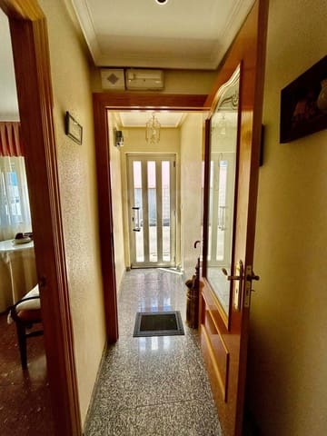 3 Zimmer Haus zu verkaufen in León Stadt mit Garage - 120.000 € (Ref: 9991391)