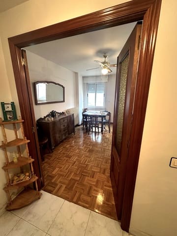 3 soverom Leilighet til salgs i Leon by - € 125 000 (Ref: 9991395)