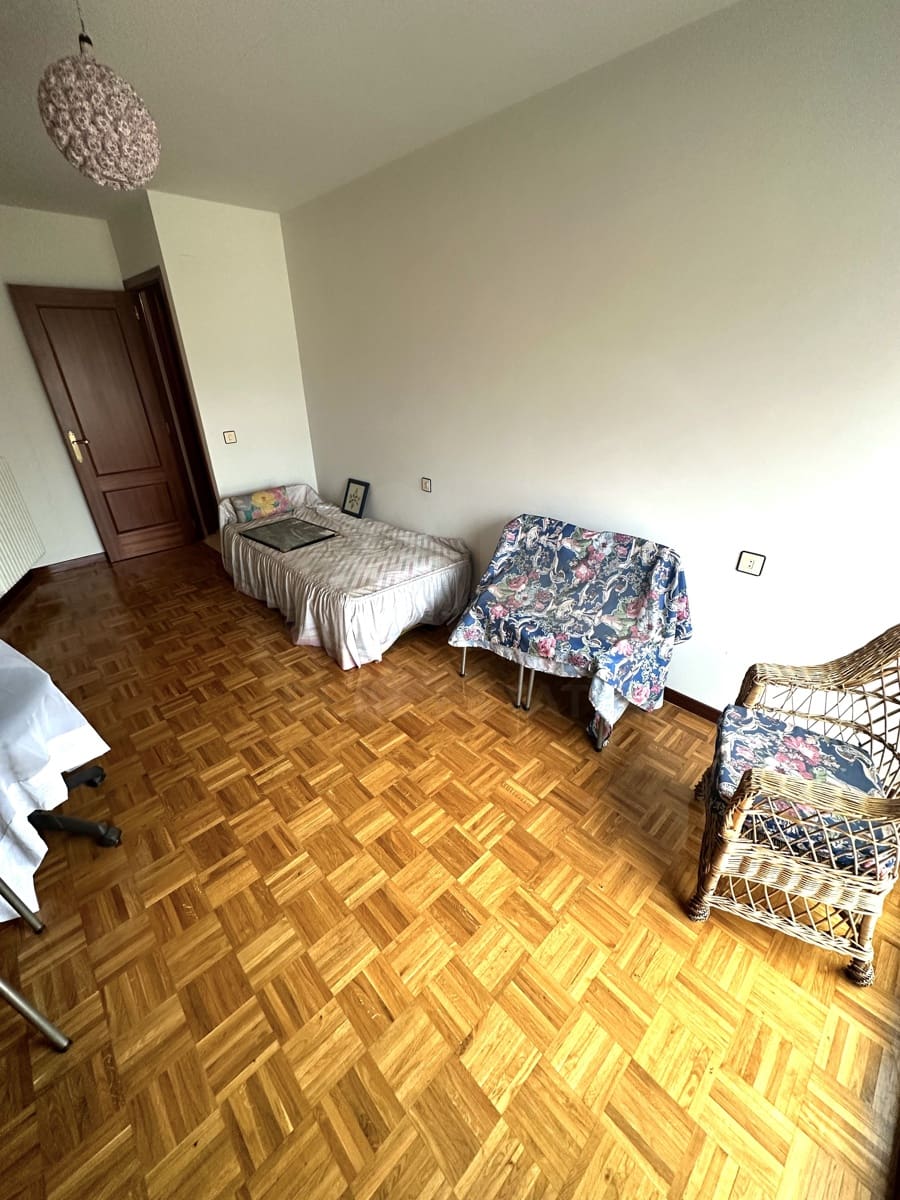 3 quarto Apartamento para venda em Leao cidade - 125 000 € (Ref: 9991395)