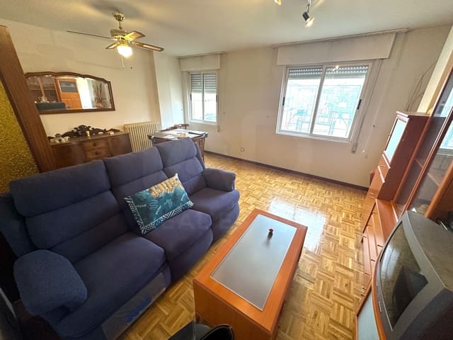 3 soverom Leilighet til salgs i Leon by - € 125 000 (Ref: 9991395)