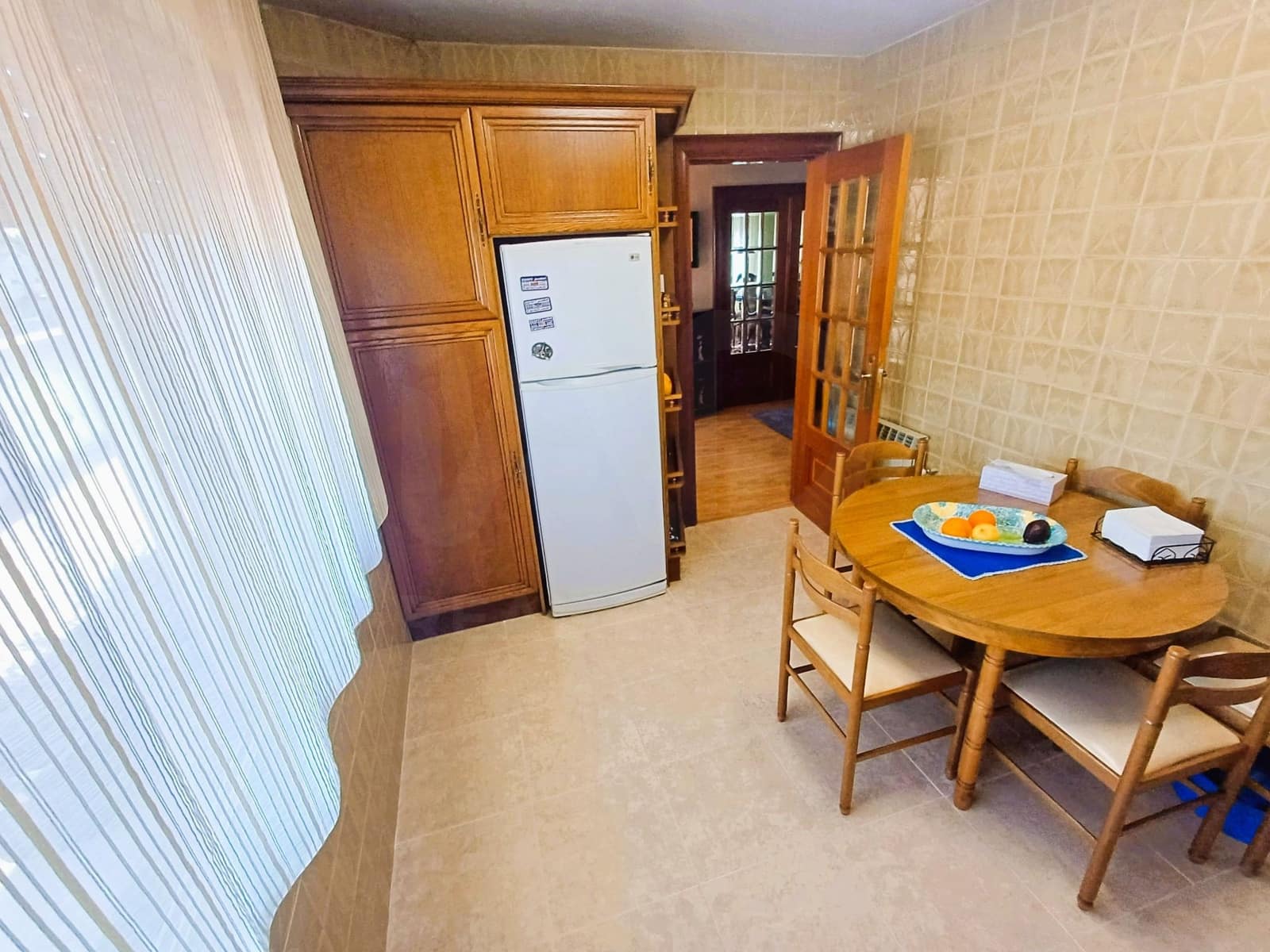 3 bedroom Villa for sale in Leon city with garage - € 225,000 (Ref: 9991396)