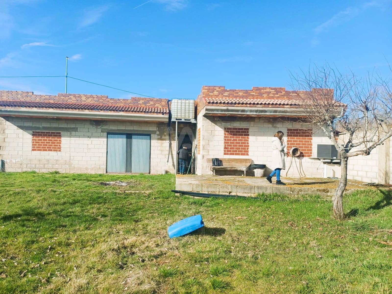 Grunde uden byggetilladelser til salg i Leon by - € 110.000 (Ref: 9991399)