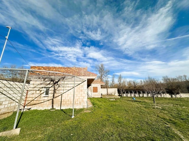 Undeveloped Land for sale in León city - € 110,000 (Ref: 9991399)