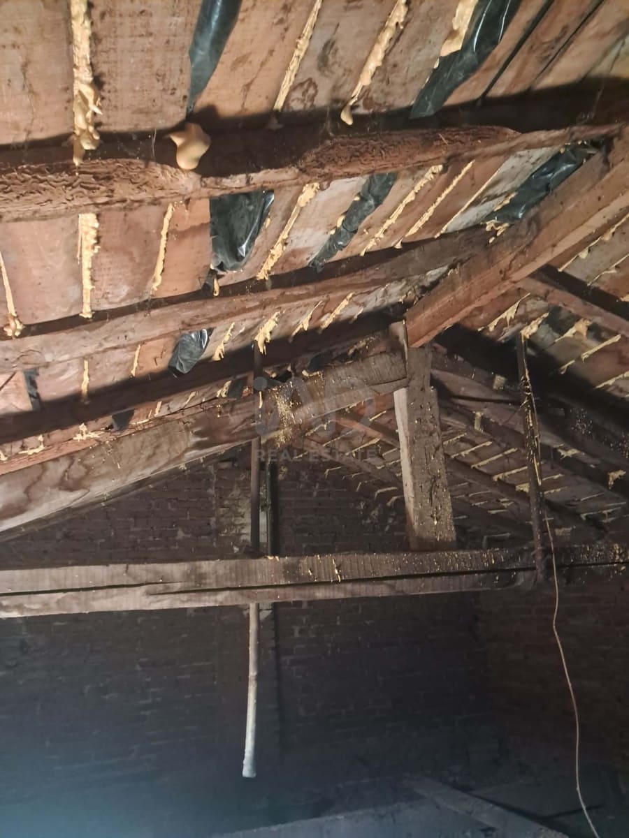 12 Zimmer Haus zu verkaufen in Leon Stadt - 155.000 € (Ref: 9991401)