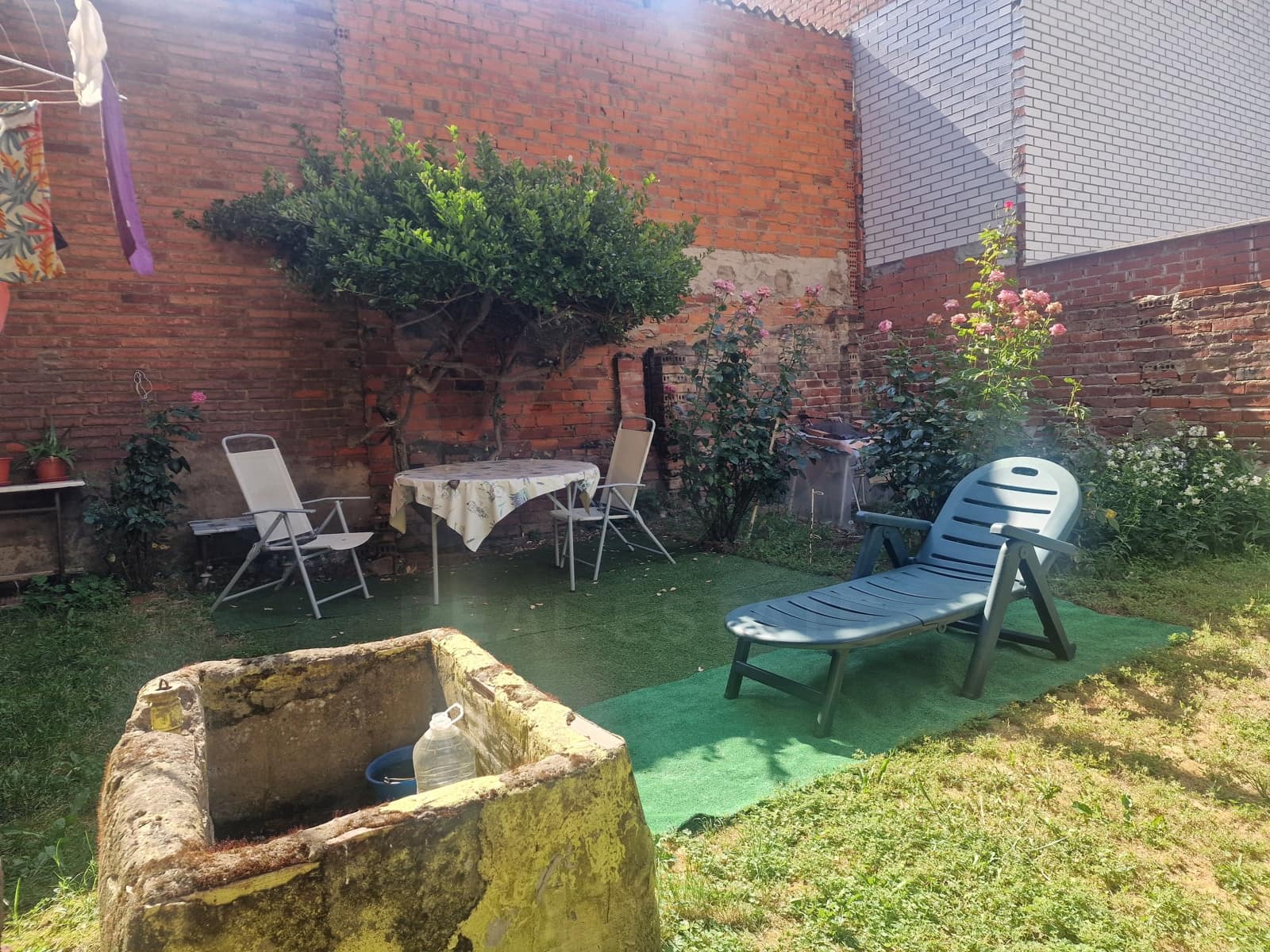 12 soverom Hus til salgs i Leon by - € 155 000 (Ref: 9991401)