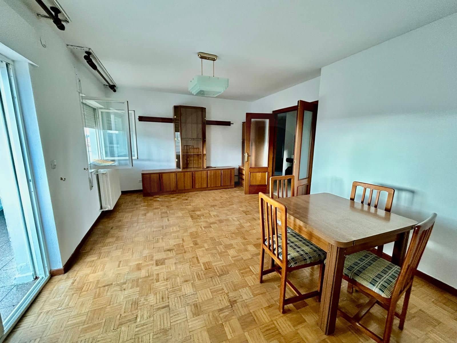 Ático de 3 habitaciones en León ciudad en venta - 90.000 € (Ref: 9991402)