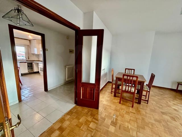 3 bedroom Penthouse for sale in León city - € 90,000 (Ref: 9991402)