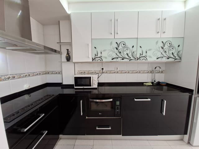 2 quarto Apartamento para venda em Granada cidade - 218 900 € (Ref: 9991405)