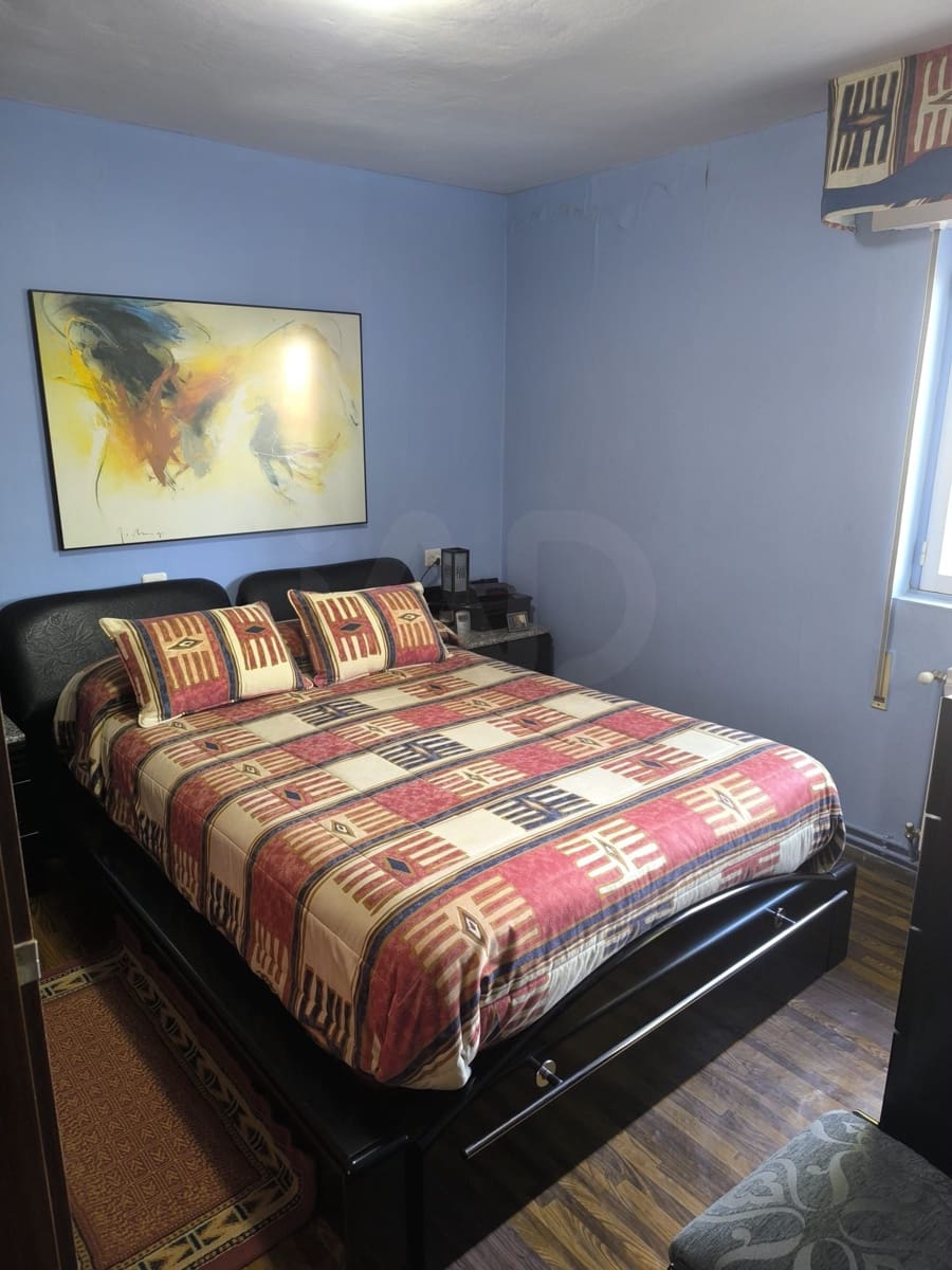 3 slaapkamer Huis te koop in Leon stad met garage - € 99.000 (Ref: 9991407)