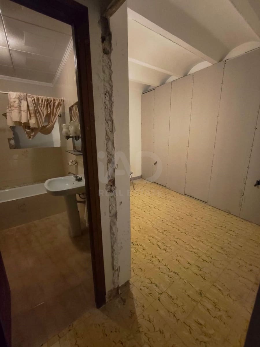 Adosado de 4 habitaciones en Càlig en venta - 53.500 € (Ref: 9991409)