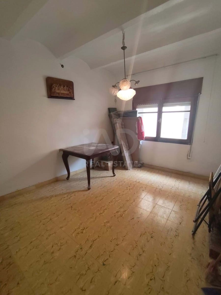 Adosado de 4 habitaciones en Càlig en venta - 53.500 € (Ref: 9991409)