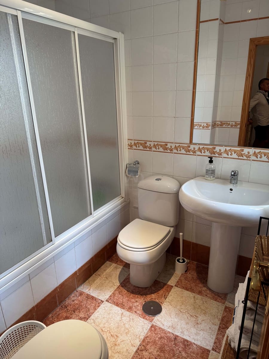 4 soverom Rekkehus til salgs i Huelva by med svømmebasseng garasje - € 365 000 (Ref: 9991410)