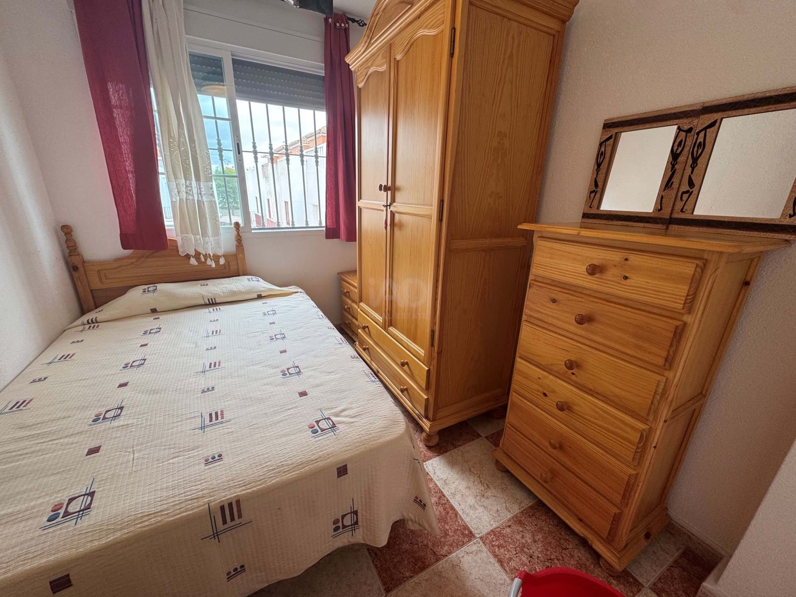 4 soverom Rekkehus til salgs i Huelva by med svømmebasseng garasje - € 365 000 (Ref: 9991410)