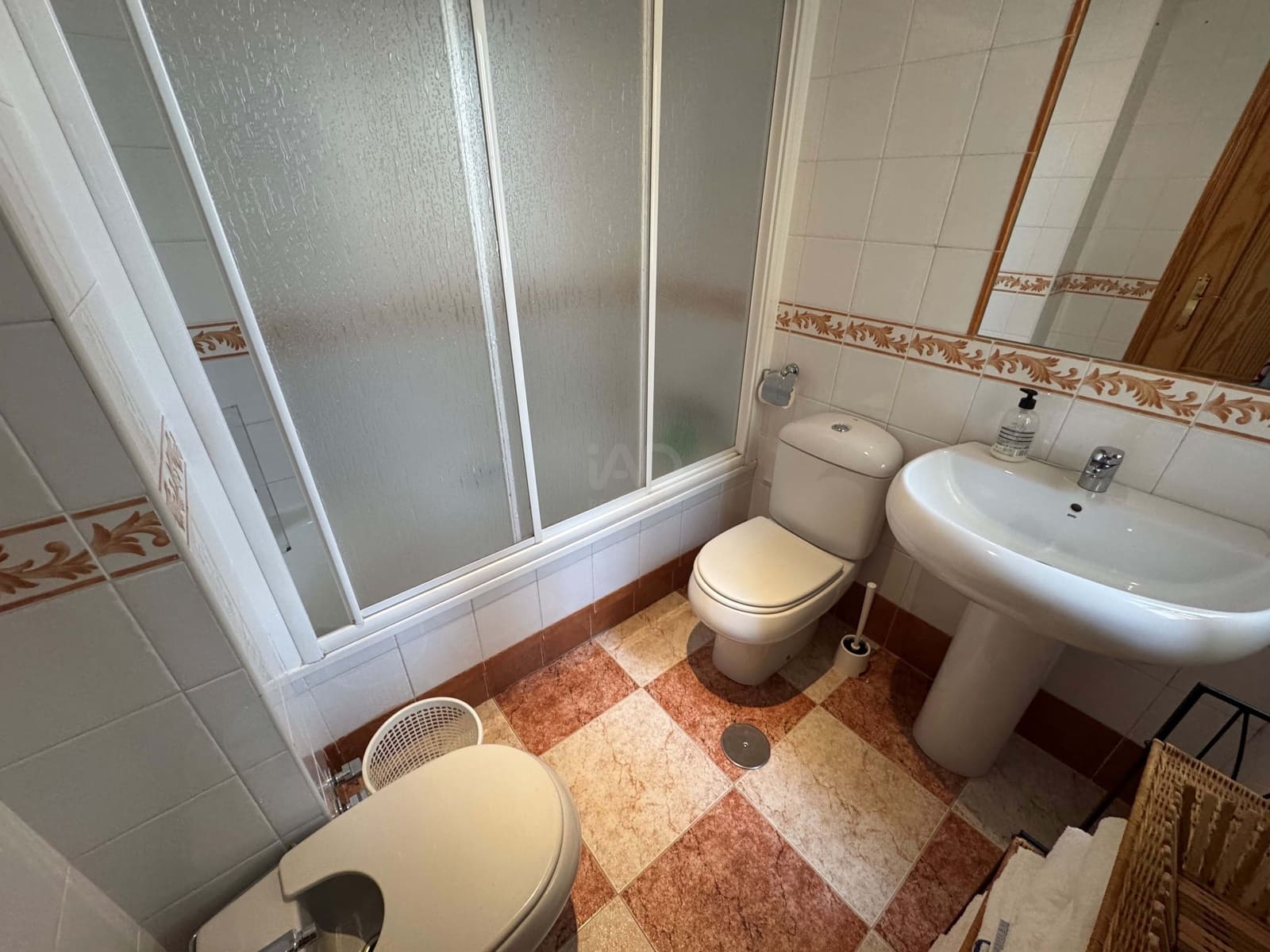 4 soverom Rekkehus til salgs i Huelva by med svømmebasseng garasje - € 365 000 (Ref: 9991410)