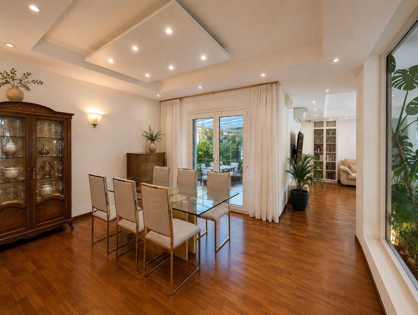 Chalet en Girona ciudad en venta - 1.050.000 € (Ref: 9991411)