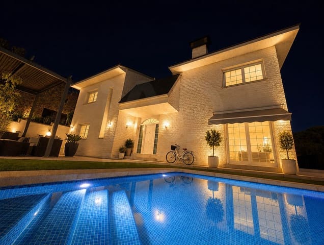 Chalet en Girona ciudad en venta - 1.050.000 € (Ref: 9991411)