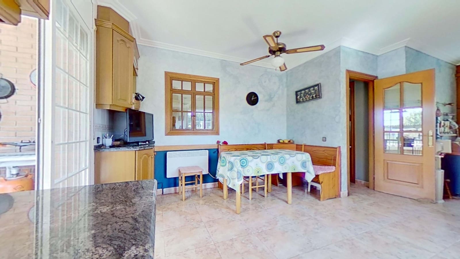 5 sypialnia Willa na sprzedaż w Miasto Tarragona z basenem garażem - 390 000 € (Ref: 9991415)