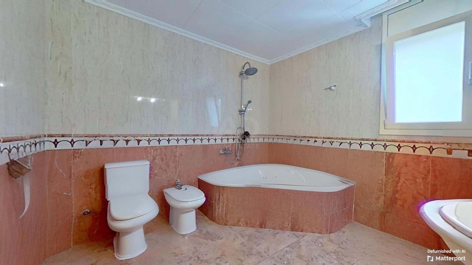 5 sypialnia Willa na sprzedaż w Miasto Tarragona z basenem garażem - 390 000 € (Ref: 9991415)