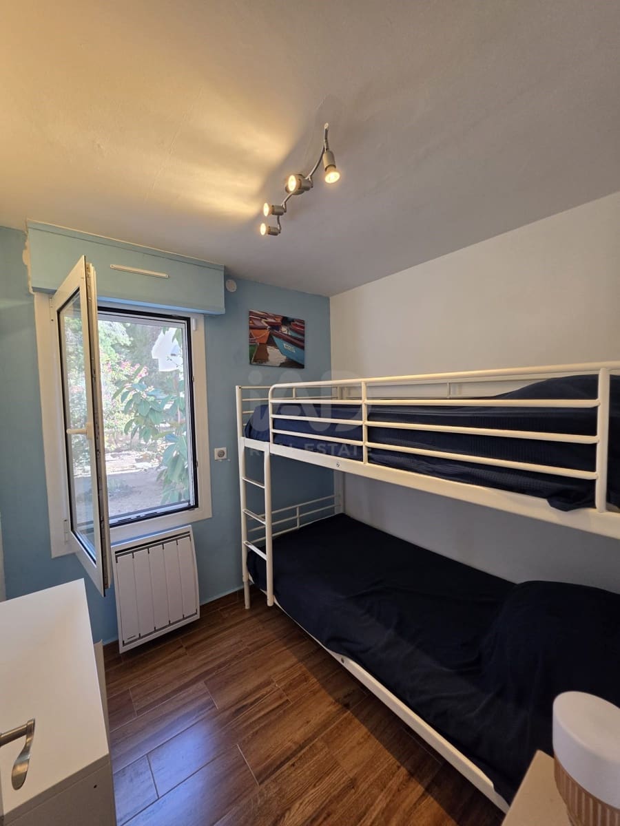 Casa de 5 habitaciones en Calafat en venta - 323.000 € (Ref: 9991417)