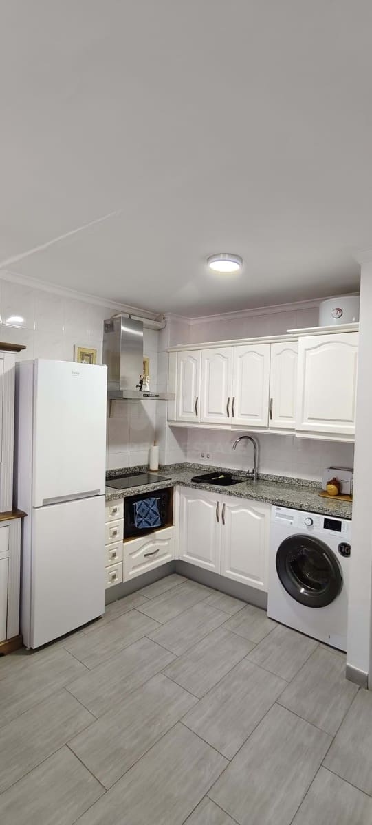2 slaapkamer Loft te koop in Sevilla stad - € 52.000 (Ref: 9991421)