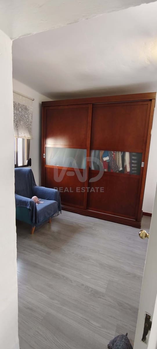 2 slaapkamer Loft te koop in Sevilla stad - € 52.000 (Ref: 9991421)