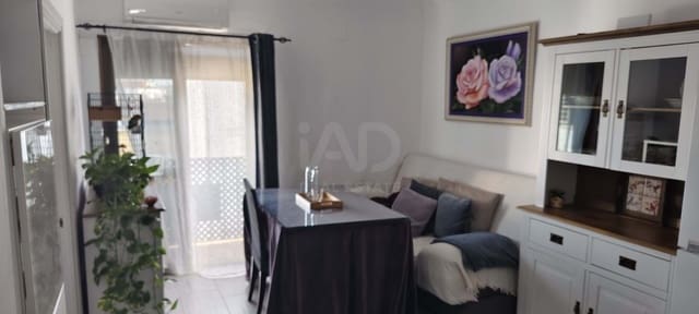 2 slaapkamer Loft te koop in Sevilla stad - € 52.000 (Ref: 9991421)