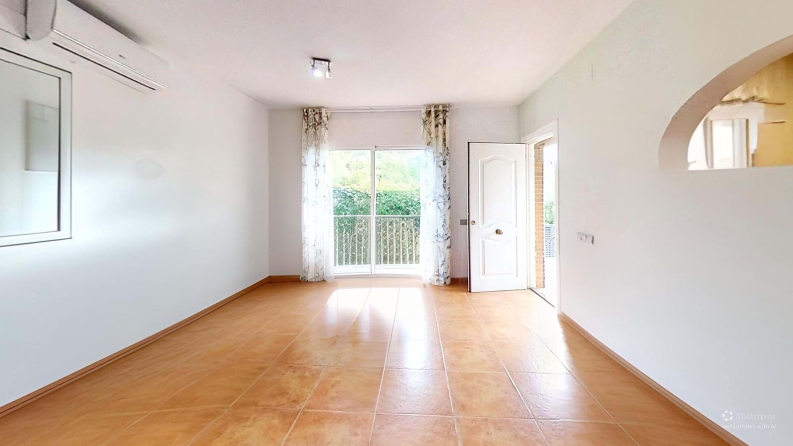 4 sovrum Hus till salu i Tarragona stad med pool garage - 399 000 € (Ref: 9991423)