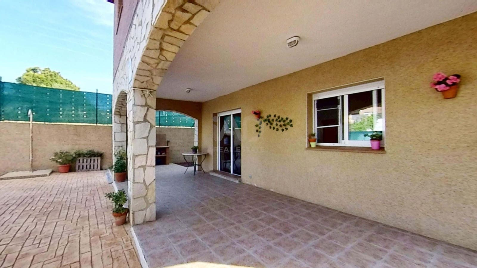 4 sovrum Hus till salu i Tarragona stad med pool garage - 399 000 € (Ref: 9991423)