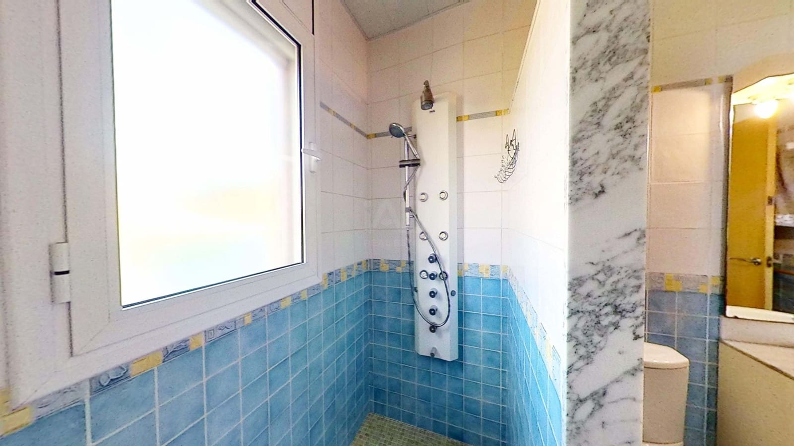4 sovrum Hus till salu i Tarragona stad med pool garage - 399 000 € (Ref: 9991423)