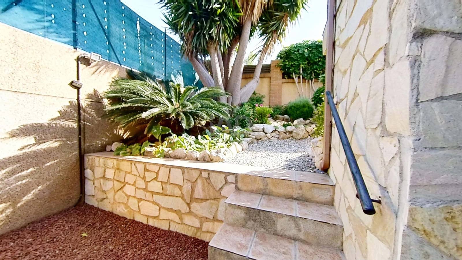 4 sovrum Hus till salu i Tarragona stad med pool garage - 399 000 € (Ref: 9991423)