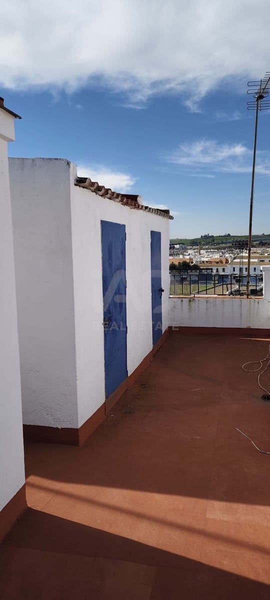 3 slaapkamer Appartement te koop in Sevilla stad - € 137.000 (Ref: 9991429)