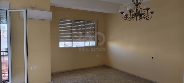3 Zimmer Apartment zu verkaufen in Ecija - 137.000 € (Ref: 9991429)