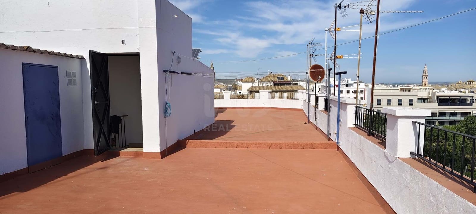 3 slaapkamer Appartement te koop in Sevilla stad - € 137.000 (Ref: 9991429)