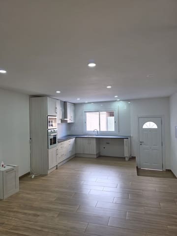 3 soverom Leilighet til salgs i Tarragona by med garasje - € 182 000 (Ref: 9991430)