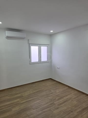 3 soverom Leilighet til salgs i Tarragona by med garasje - € 182 000 (Ref: 9991430)