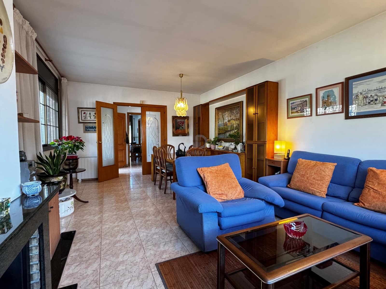 3 bedroom Villa for sale in Barcelona city with garage - € 667,000 (Ref: 9991437)