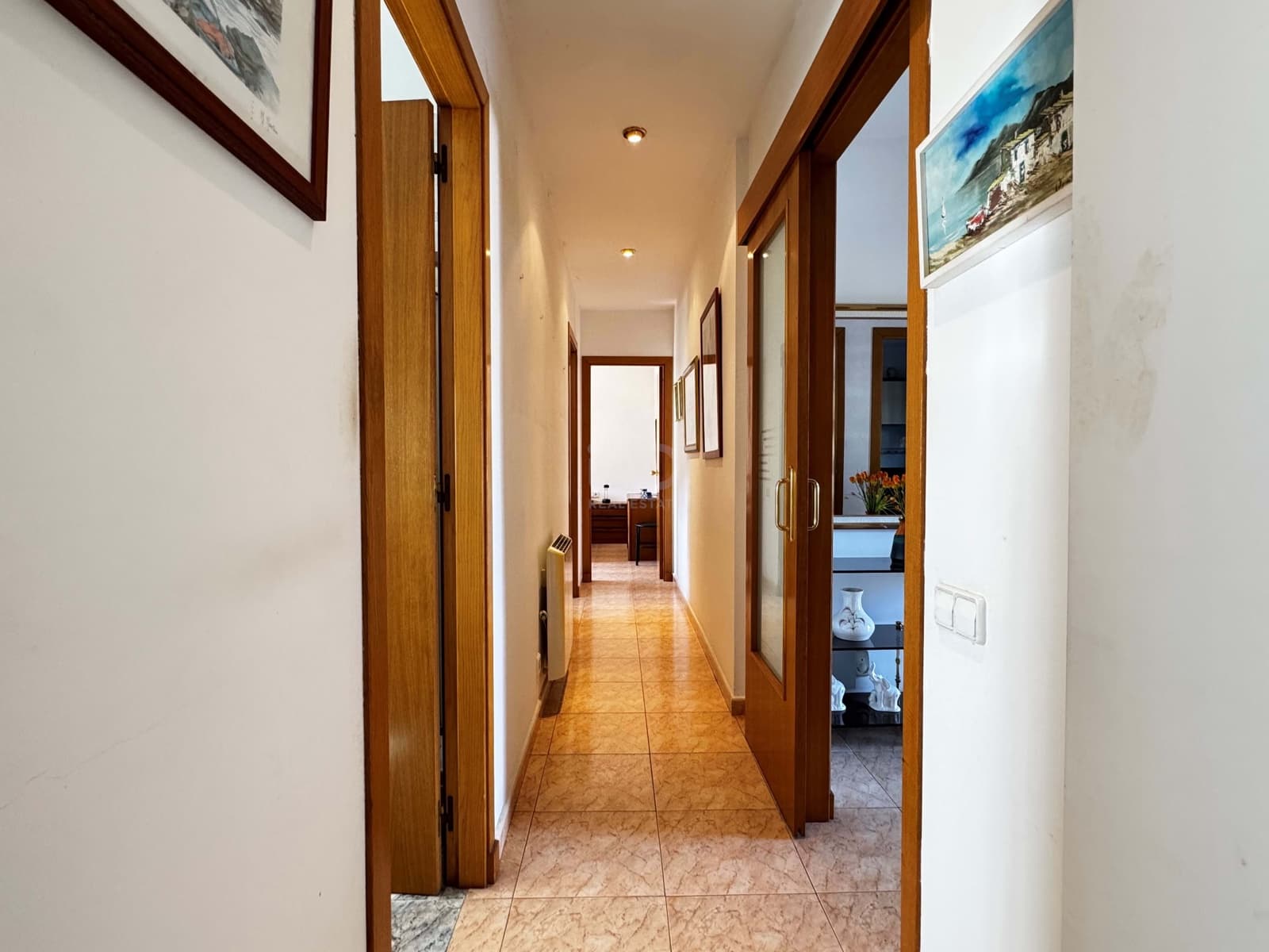 3 bedroom Villa for sale in Barcelona city with garage - € 667,000 (Ref: 9991437)
