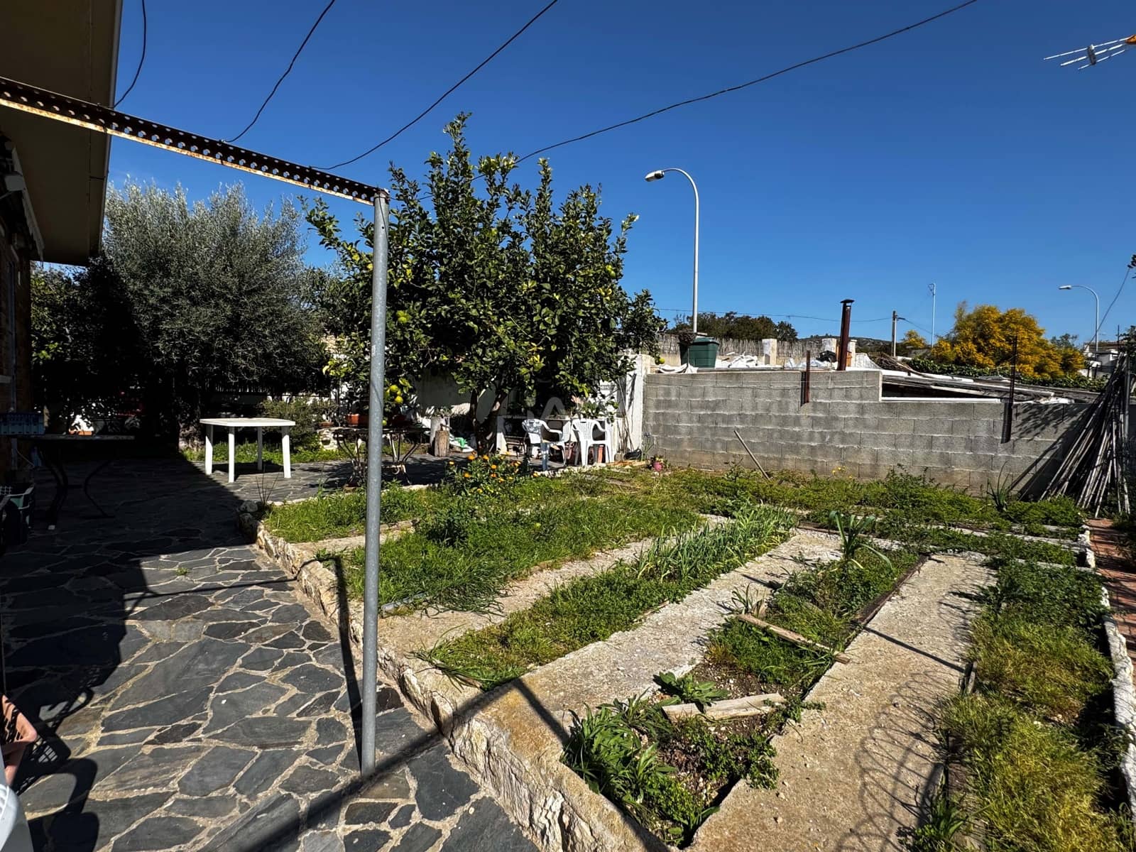 3 bedroom Villa for sale in Barcelona city with garage - € 667,000 (Ref: 9991437)