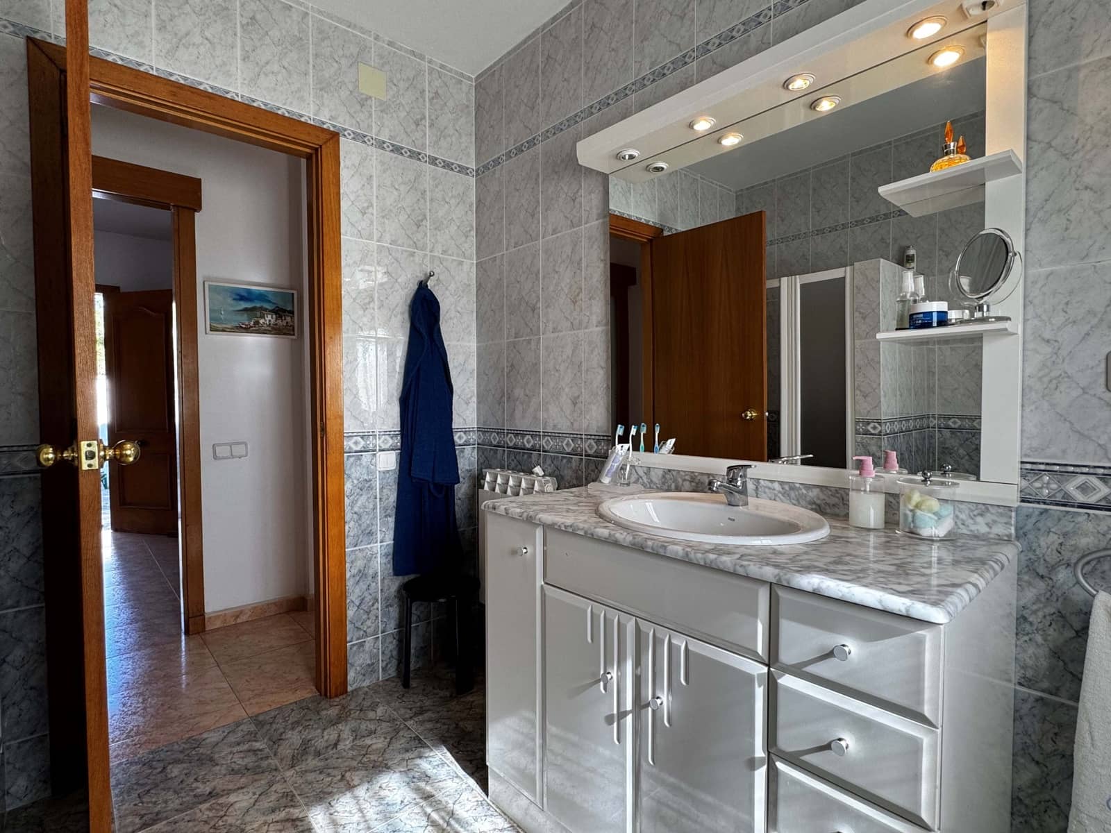 3 bedroom Villa for sale in Barcelona city with garage - € 667,000 (Ref: 9991437)