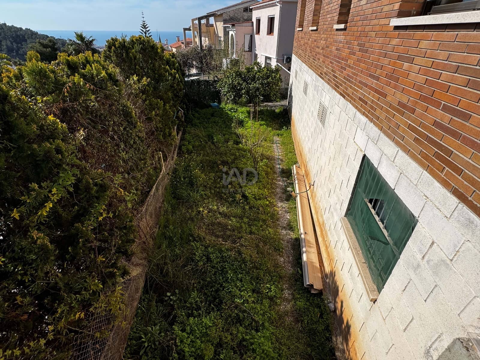 3 bedroom Villa for sale in Barcelona city with garage - € 667,000 (Ref: 9991437)