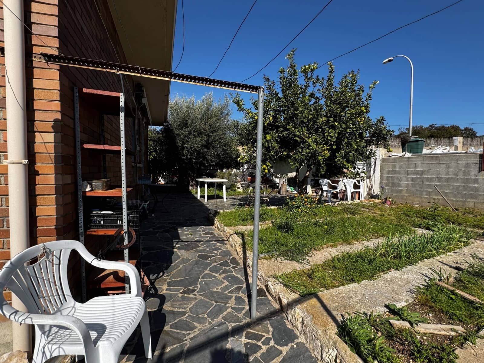 3 bedroom Villa for sale in Barcelona city with garage - € 667,000 (Ref: 9991437)