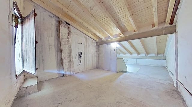 5 Zimmer Haus zu verkaufen in Atzeneta del Maestrat mit Garage - 83.000 € (Ref: 9991439)